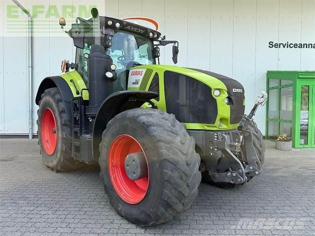 CLAAS axion 960 الجرارات