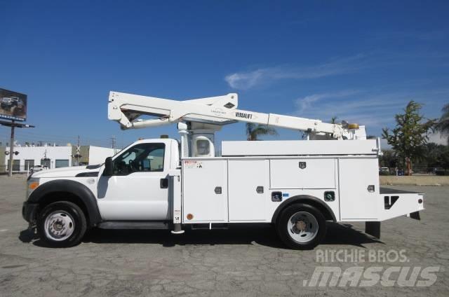 Ford F 550 المنصات الهوائية المثبتة على شاحنة