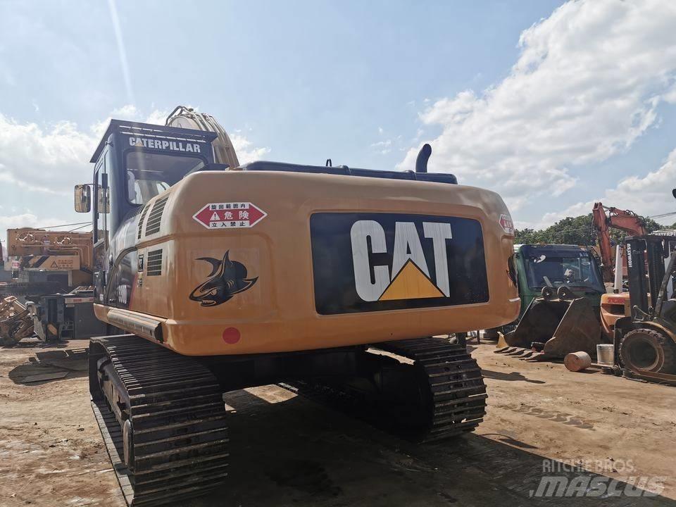 CAT 330DL حفارات زحافة