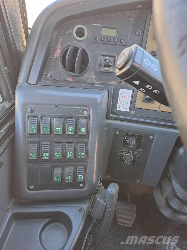 MAN Mistral 70 المركبة