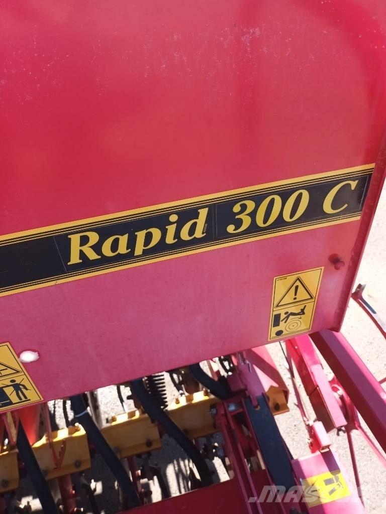 Väderstad Rapid300C مثاقيب مدمجة