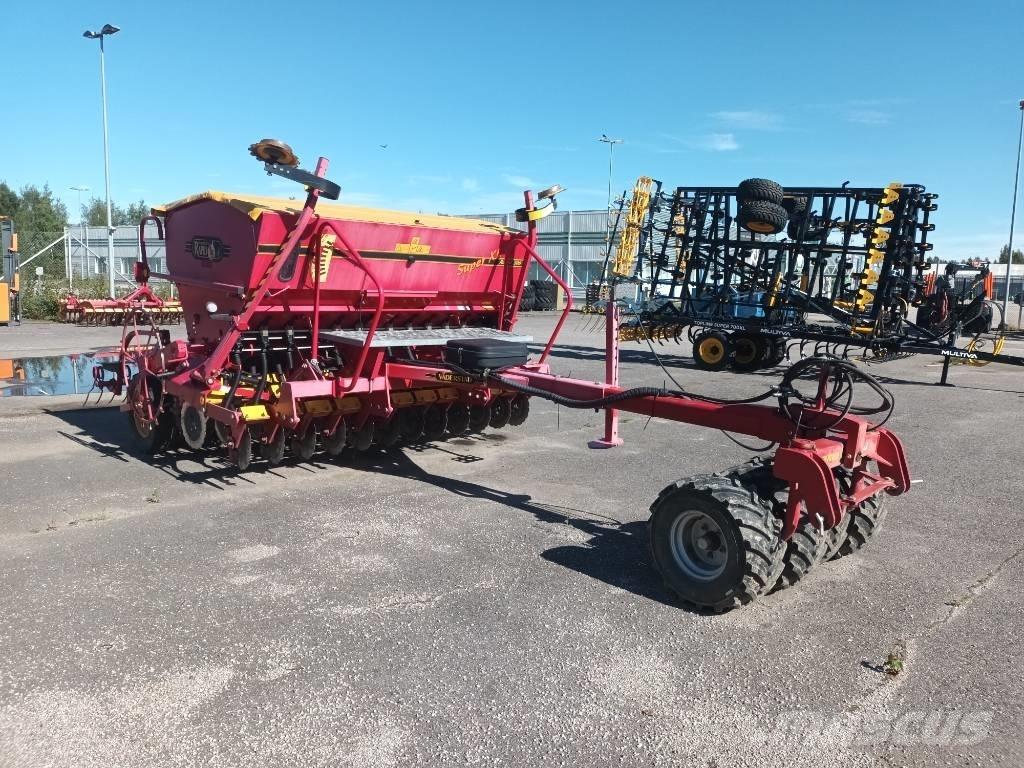 Väderstad Rapid300C مثاقيب مدمجة