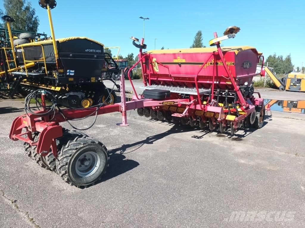 Väderstad Rapid300C مثاقيب مدمجة