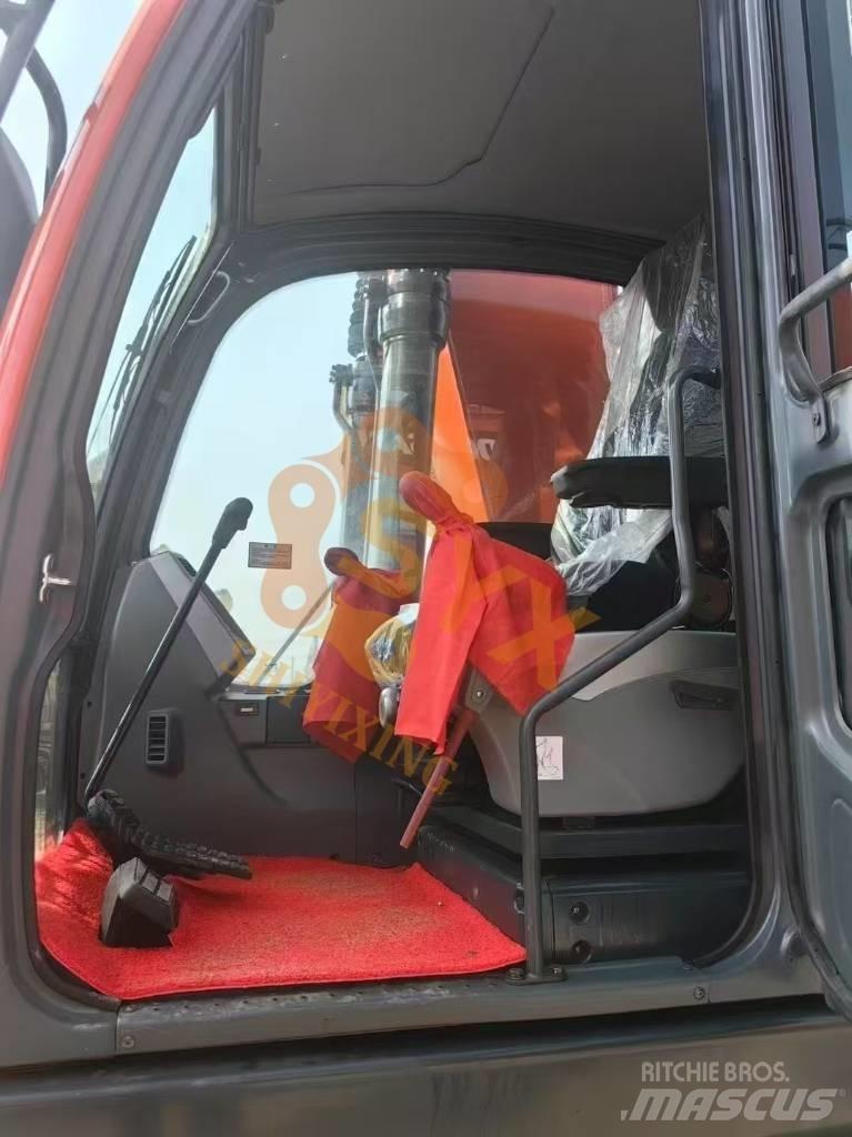Doosan DX 225 LC حفارات زحافة