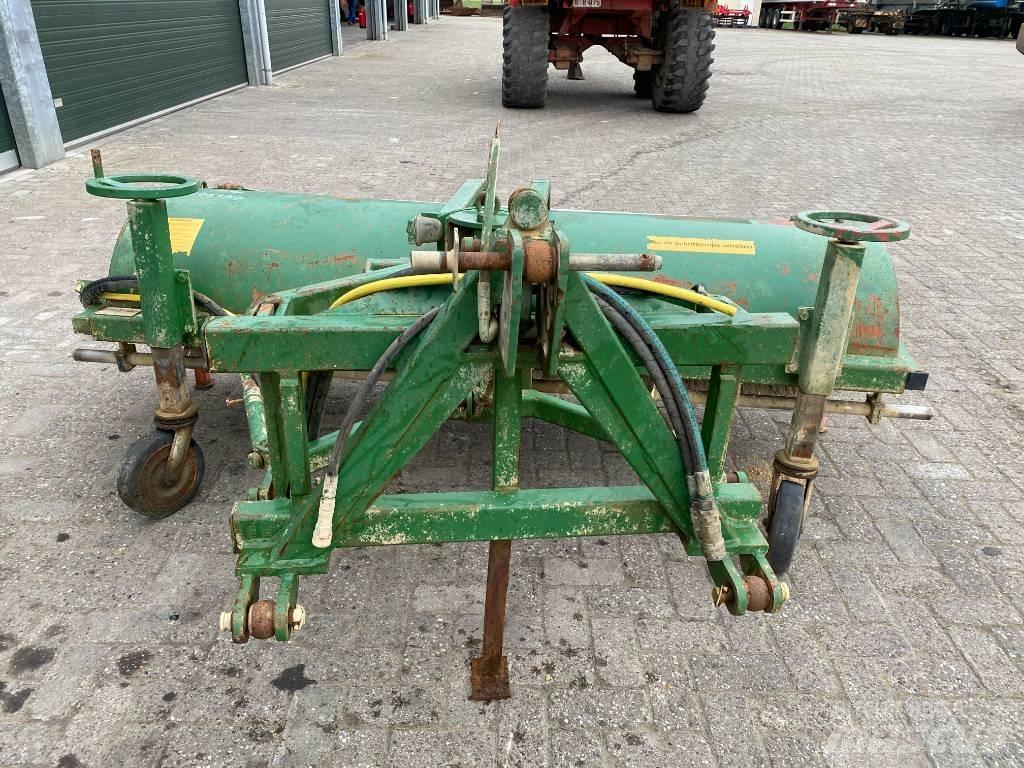  Veger FKM 220 كناسات