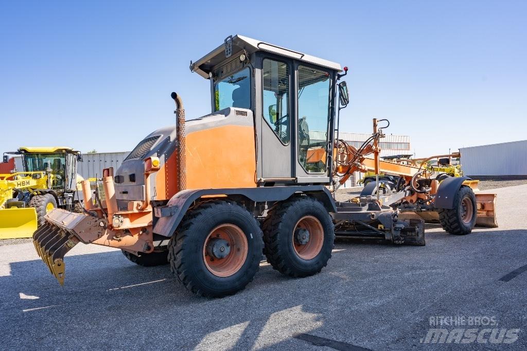 HBM BG 110 TA-4 معدات تمهيد الطرق