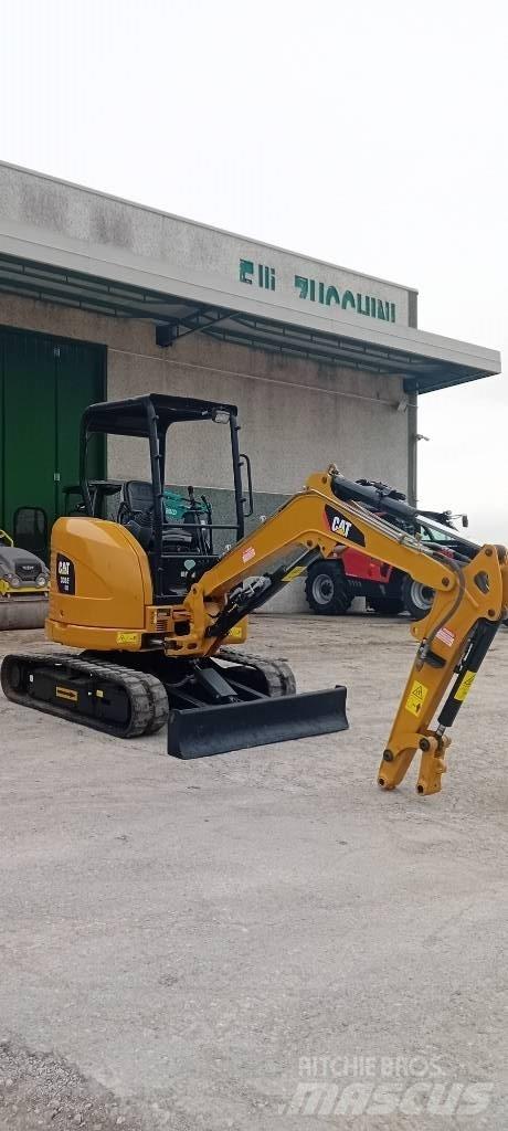 CAT 303 E CR حفارات زحافة