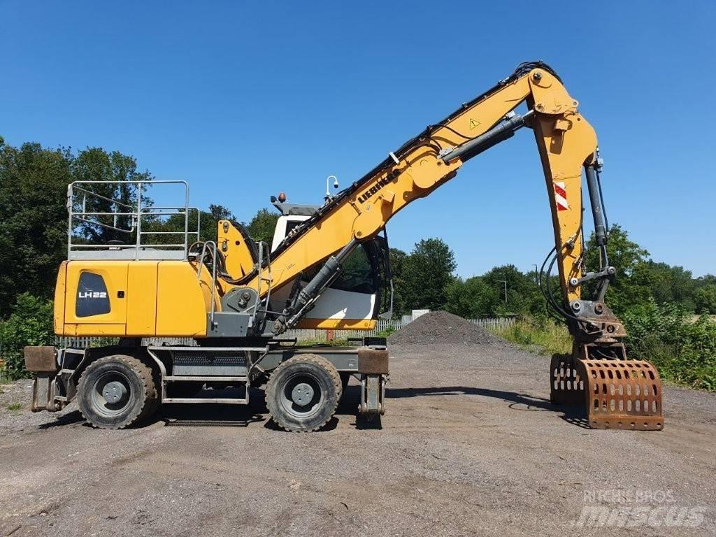 Liebherr LH 22 M مناولات المخلفات / مناولات صناعية