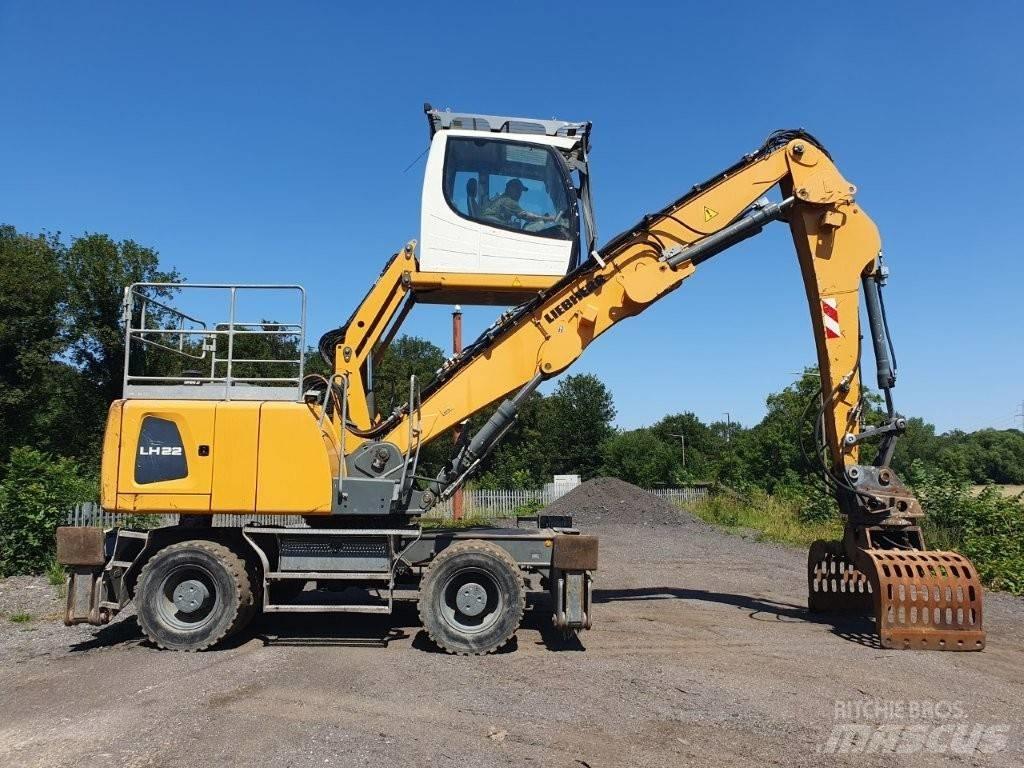 Liebherr LH 22 M مناولات المخلفات / مناولات صناعية
