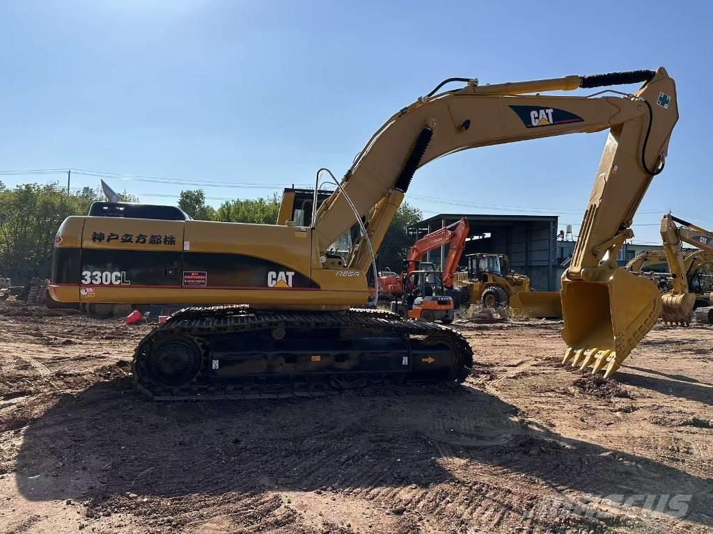 CAT 330 C حفارات زحافة