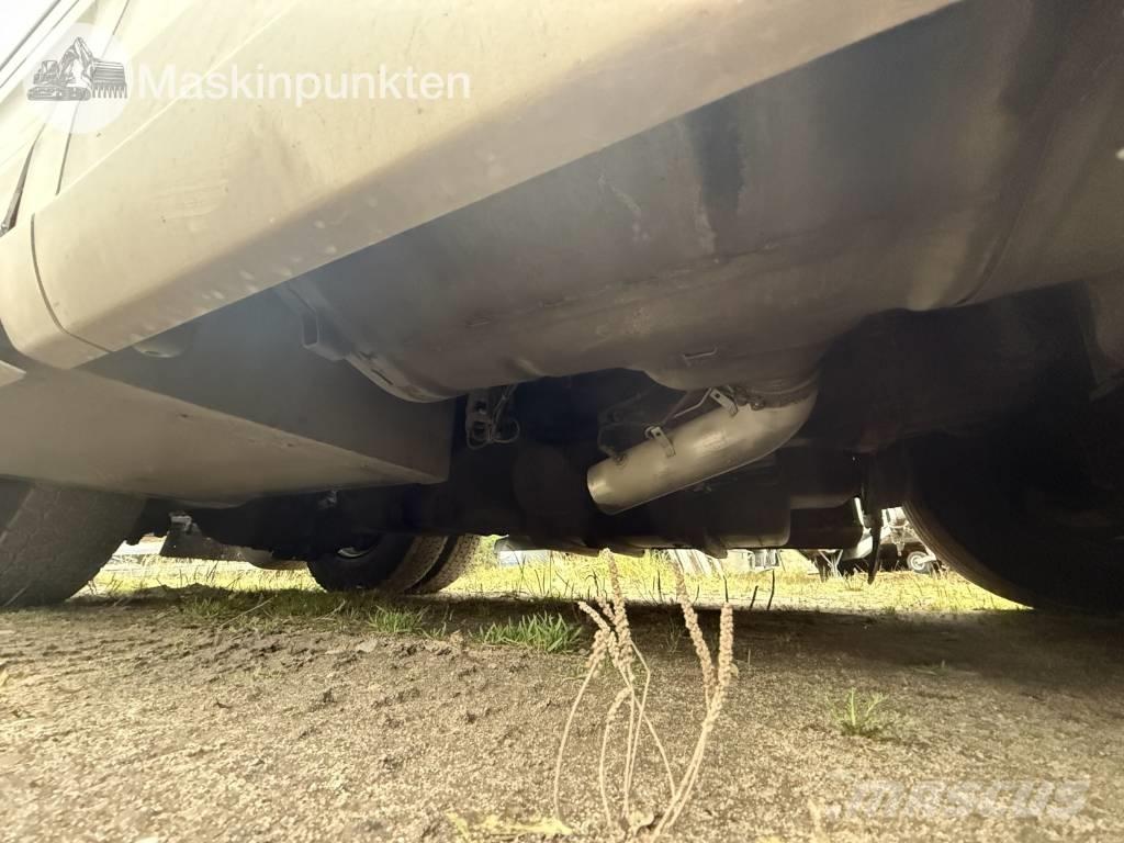 Scania R 520 وحدات الجر