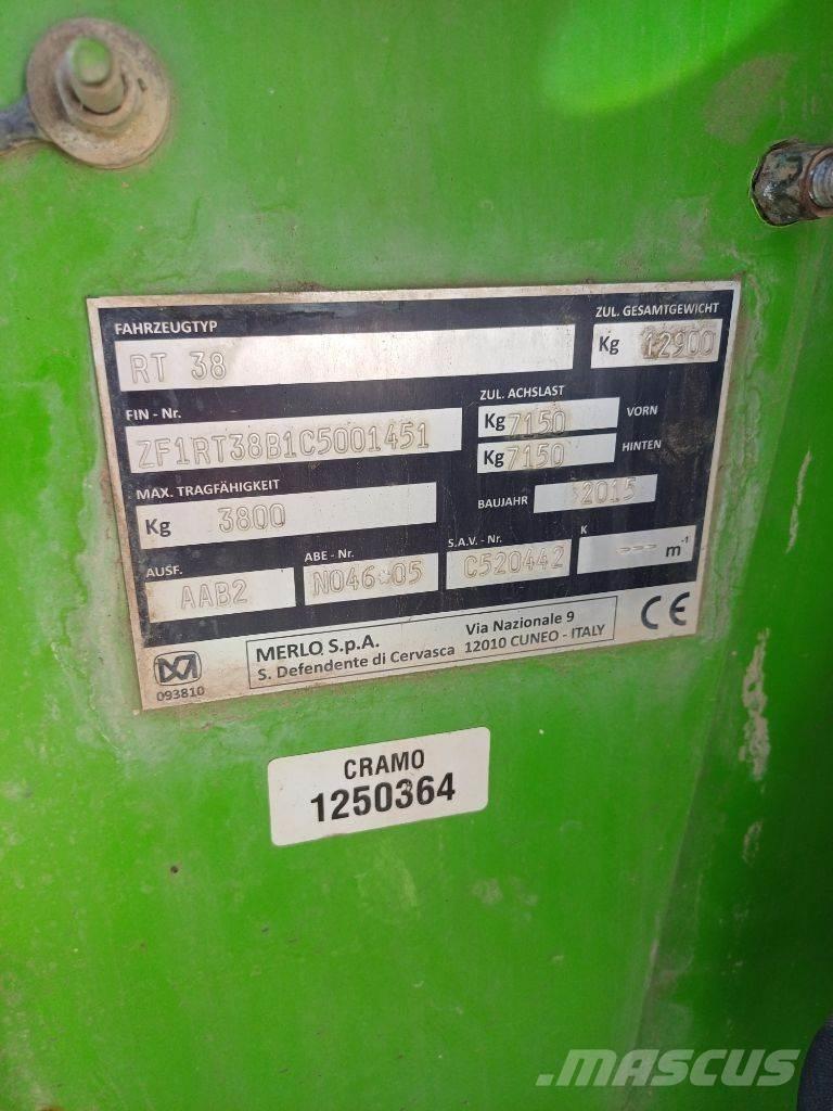 Merlo Roto38.16 مناولات متداخلة
