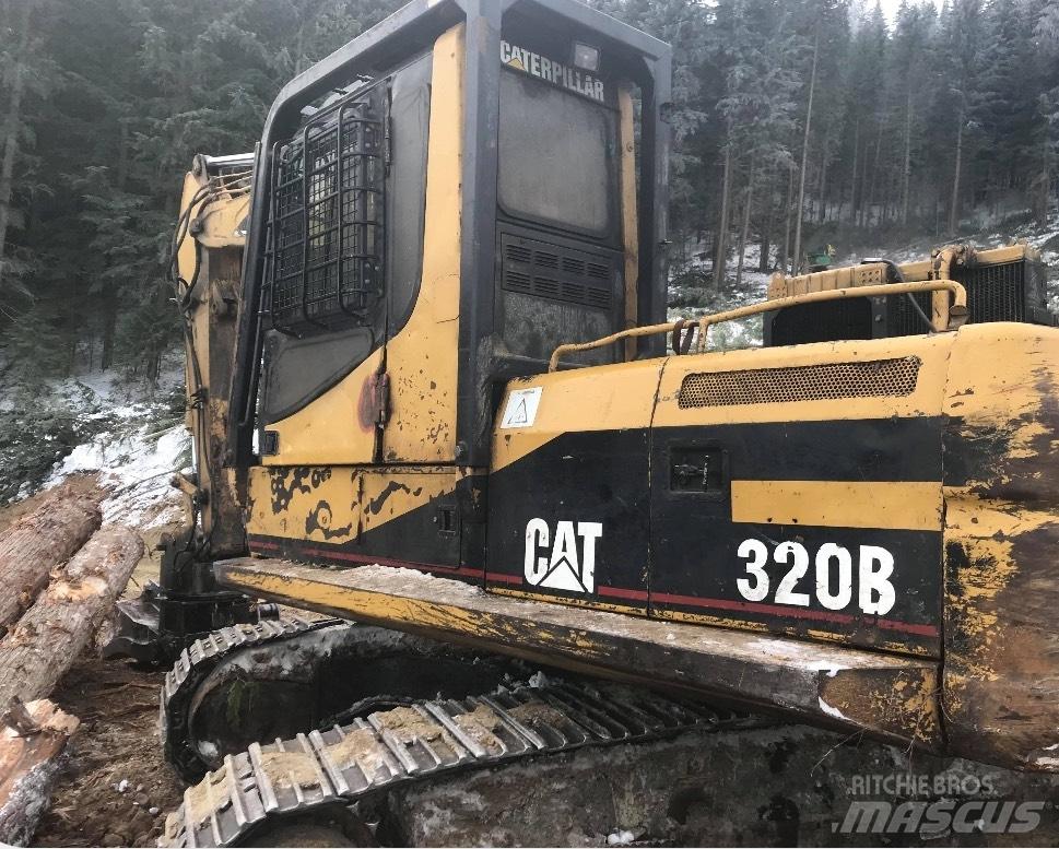 CAT 320 B حفارات زحافة