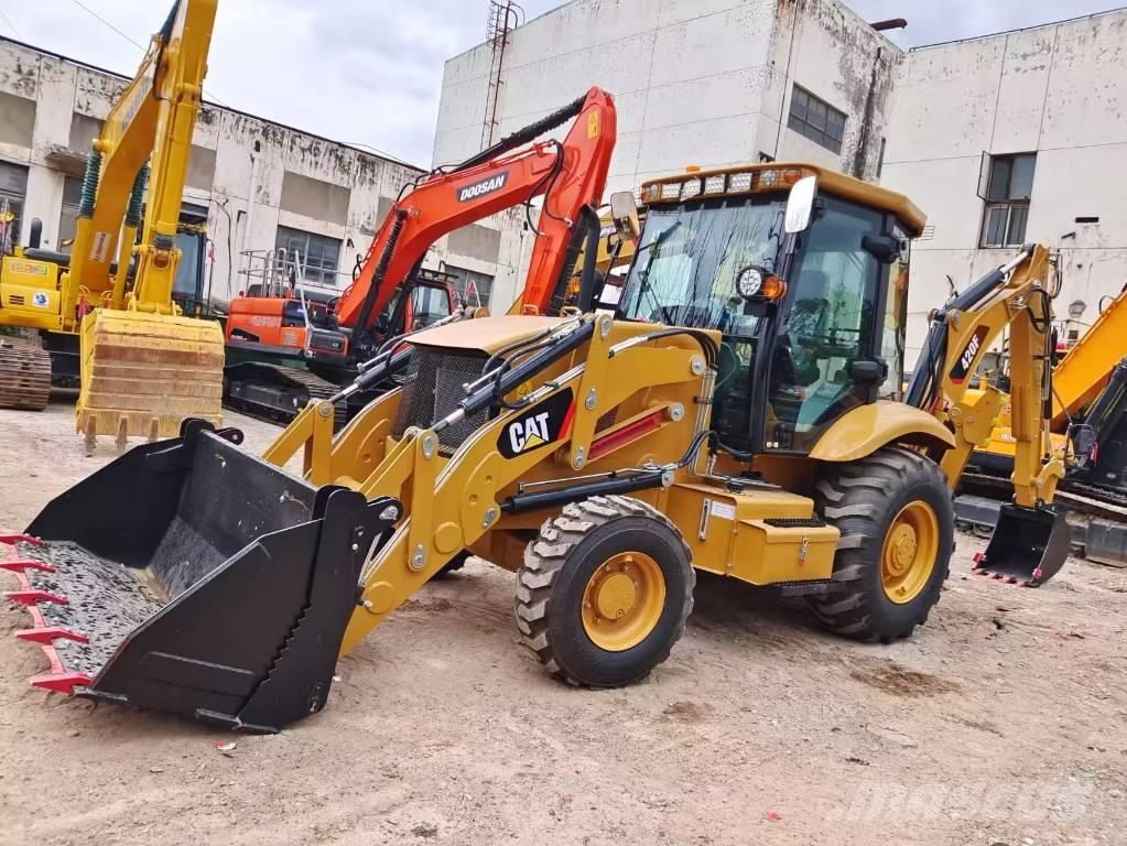CAT 420 F لوادر ذات جرافات عكسية