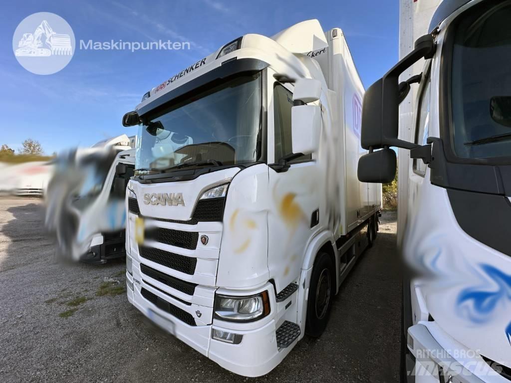 Scania R 580 شاحنات ذات هيكل صندوقي