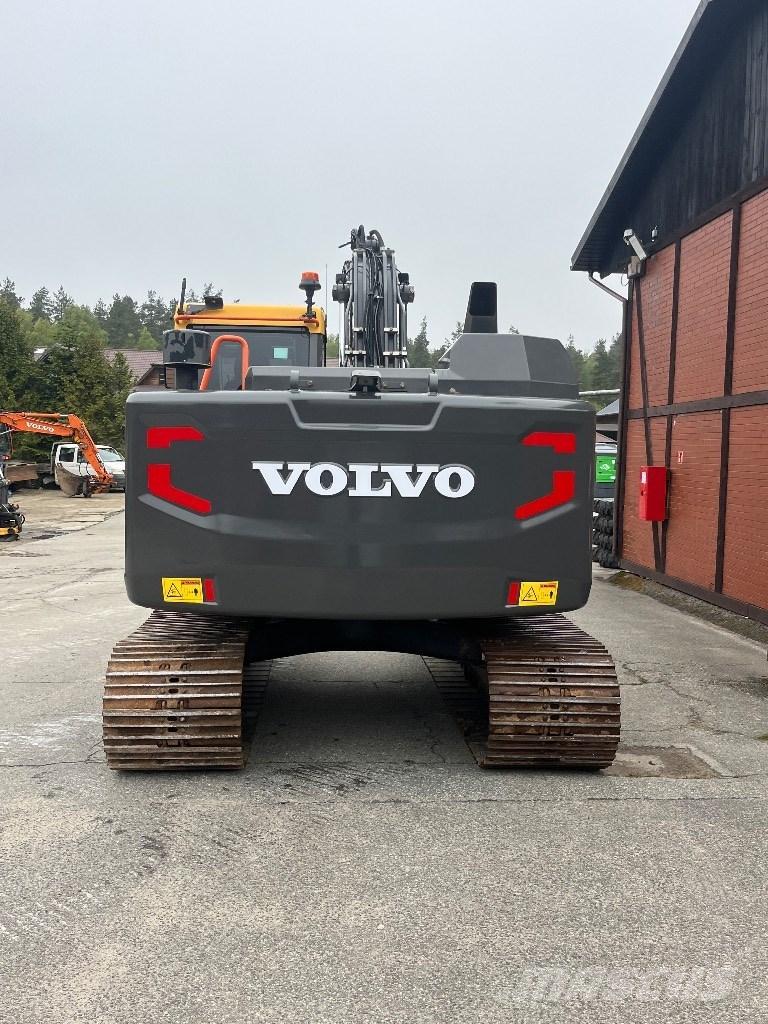 Volvo EC 140 EL حفارات زحافة