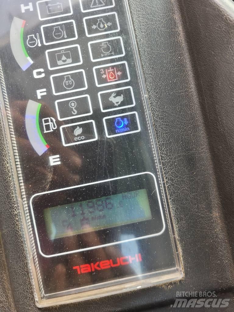Takeuchi TB 290 حفارات وسط 7 طن - 12 طن