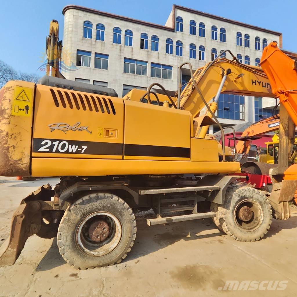 Hyundai Robex 210W-7 حفارات بعجل