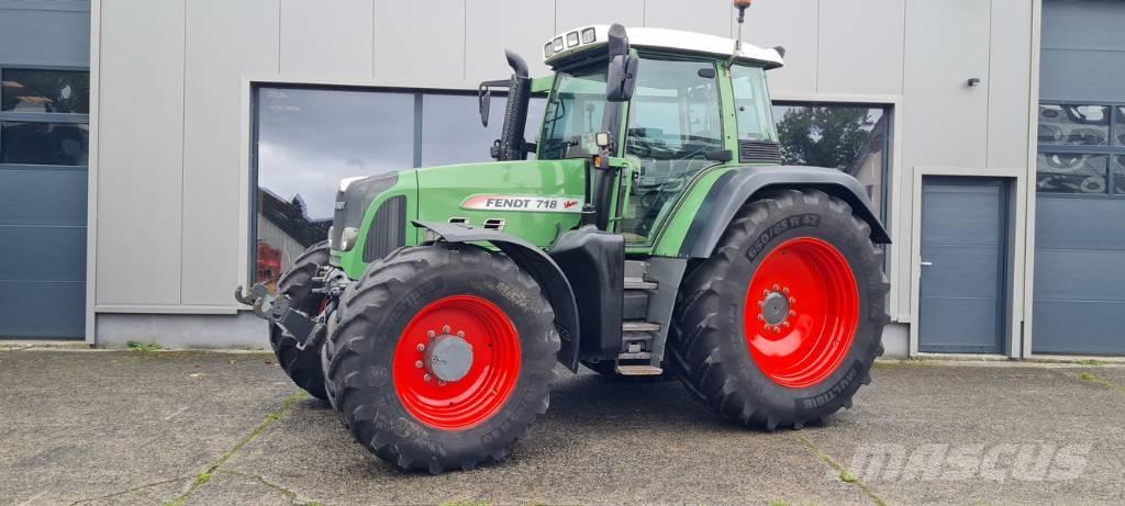 Fendt 718 Vario TMS الجرارات