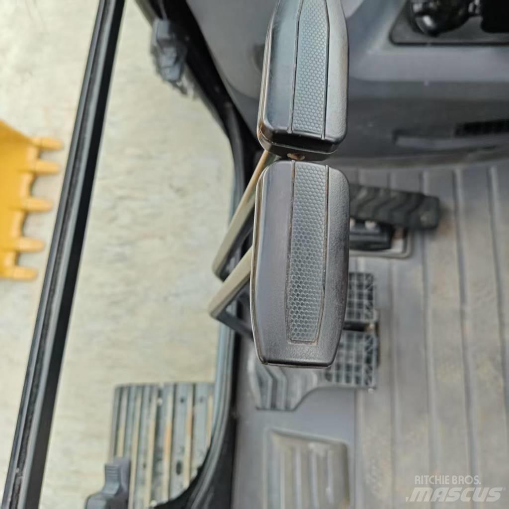 CAT 307.5 حفارات صغيرة أقل من 7 طن (حفارات صغيرة)