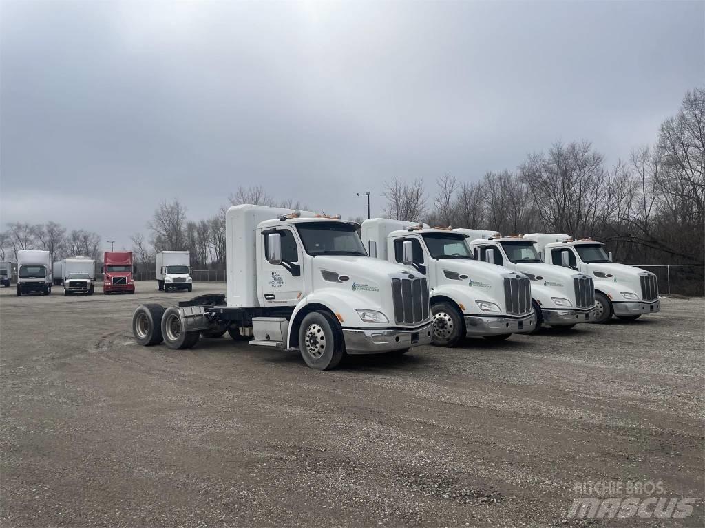 Peterbilt 579 وحدات الجر