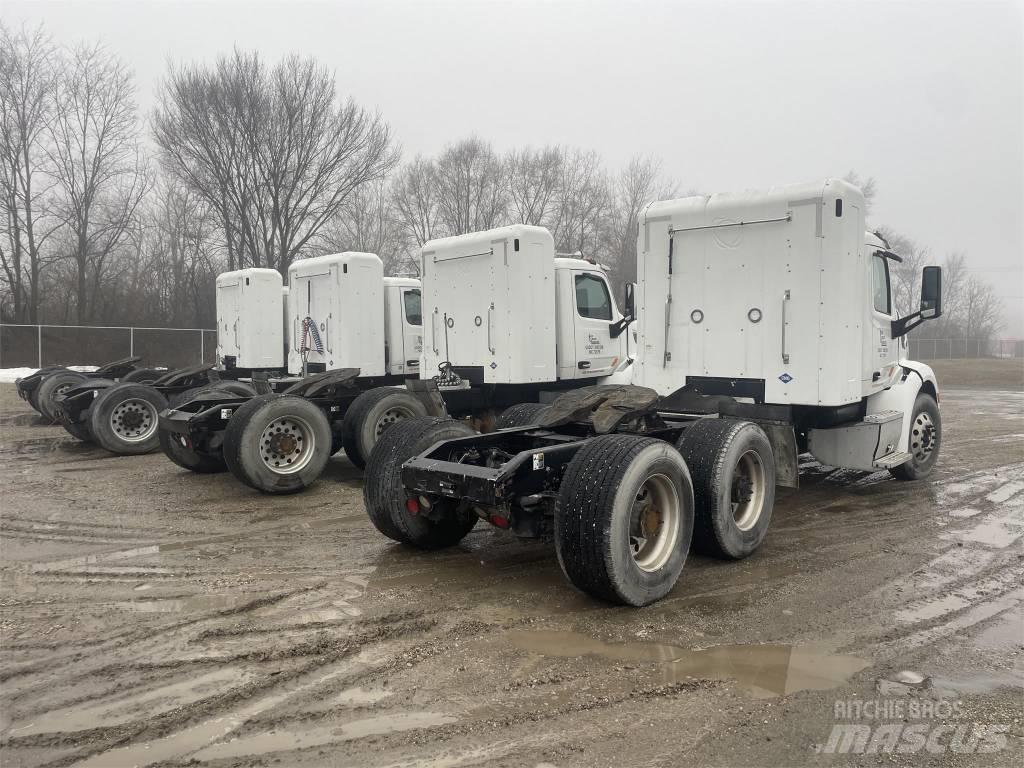 Peterbilt 579 وحدات الجر