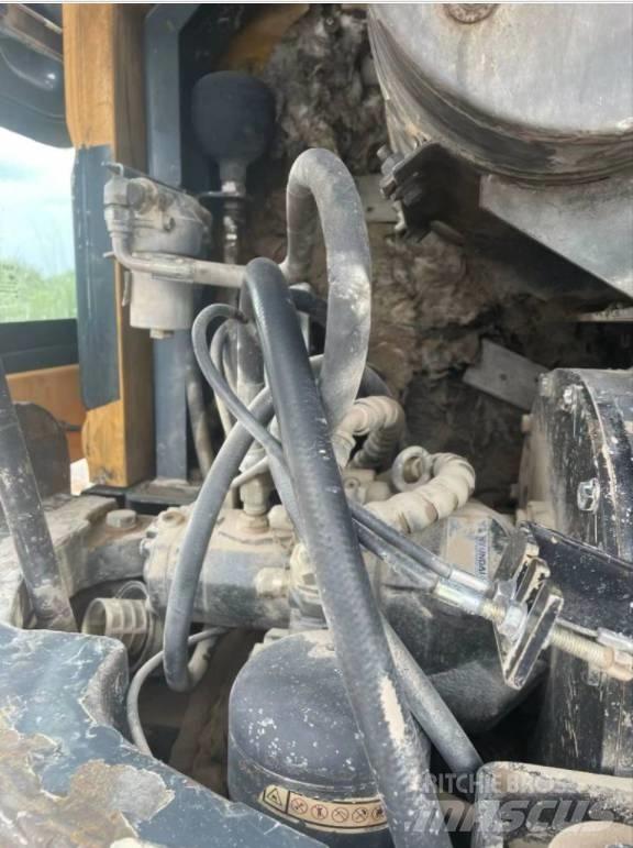 Hyundai 80W-9 حفارات بعجل