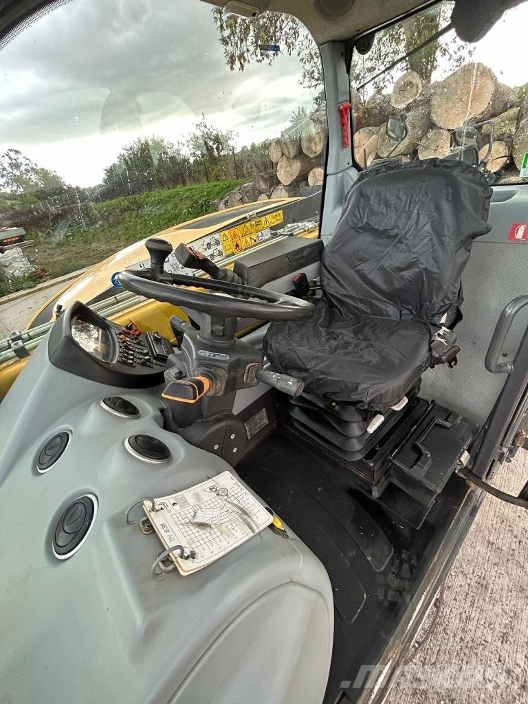 New Holland Th6.36 معدات مناولة لأغراض الزراعة