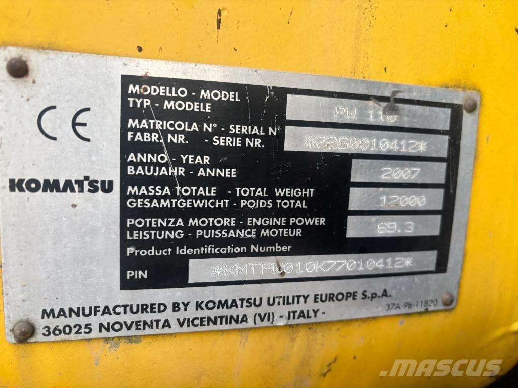 Komatsu PW 110 حفارات بعجل