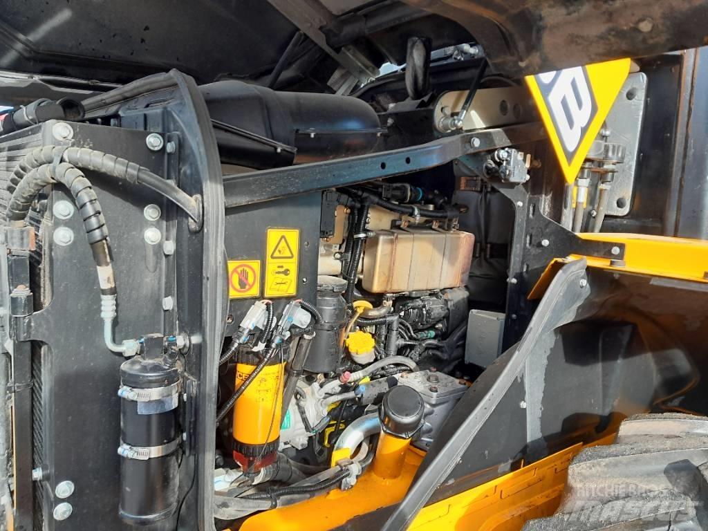 JCB 413 معدات مناولة لأغراض الزراعة