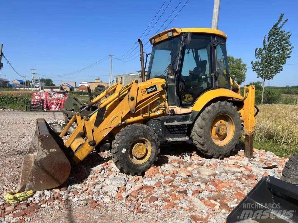 JCB 3 CX لوادر ذات جرافات عكسية