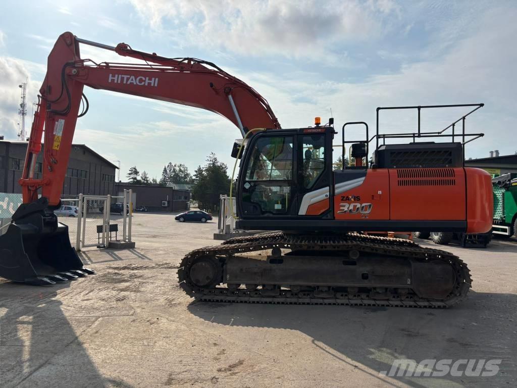 Hitachi ZX 300 LC-7 حفارات زحافة