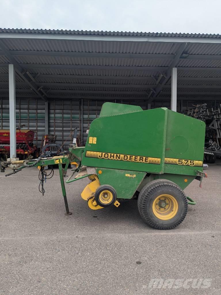 John Deere 575 محزمات مستديرة