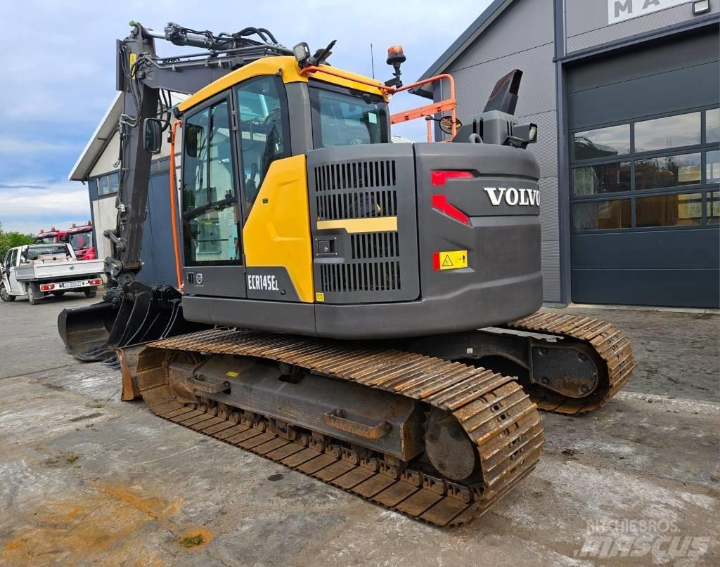 Volvo ECR 145 EL حفارات زحافة