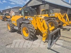 JCB 541-70 AGRI Pro معدات مناولة لأغراض الزراعة