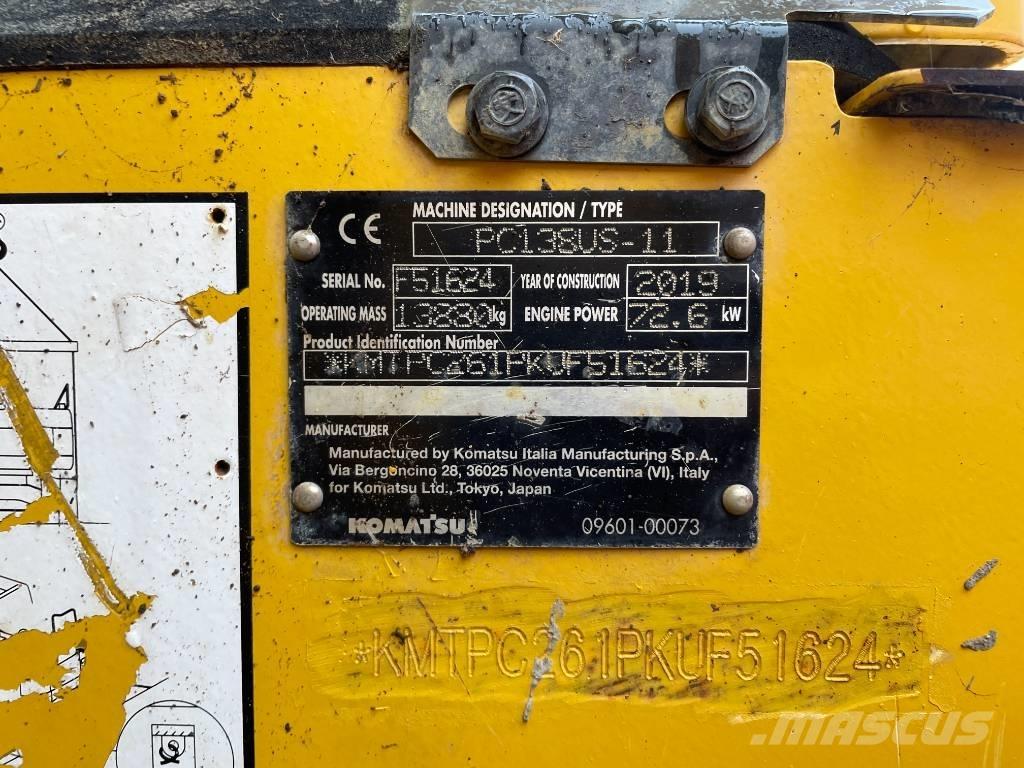 Komatsu PC 138 US-11 حفارات زحافة
