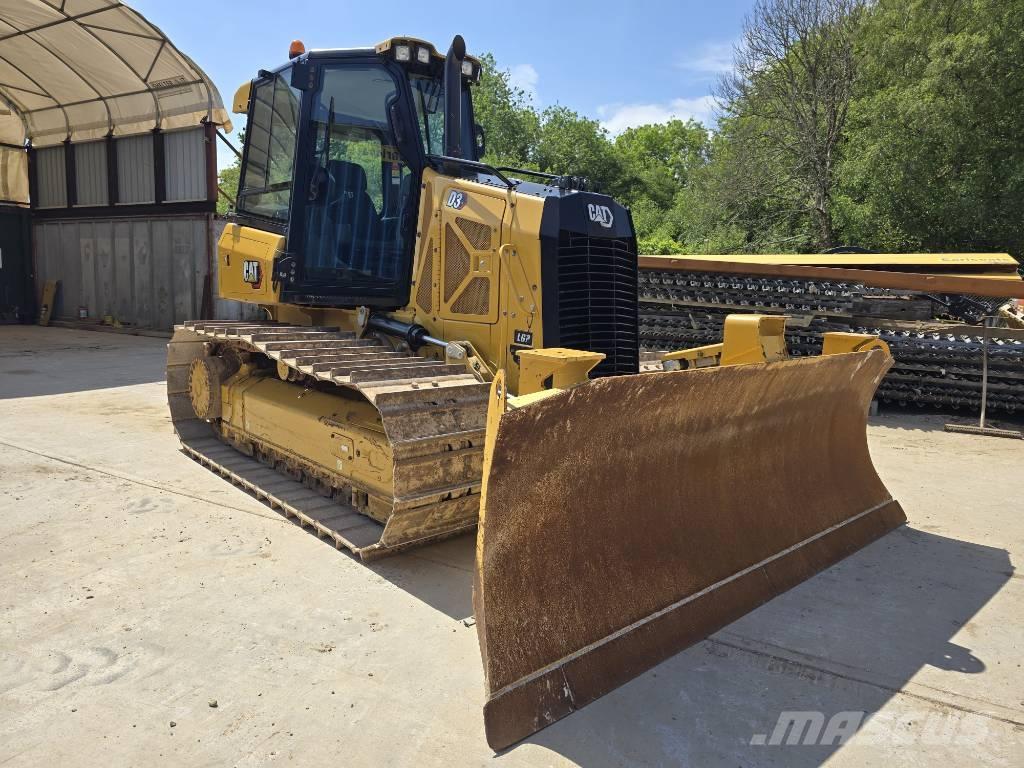 CAT D 3 LGP بلدوزرات مجنزرة