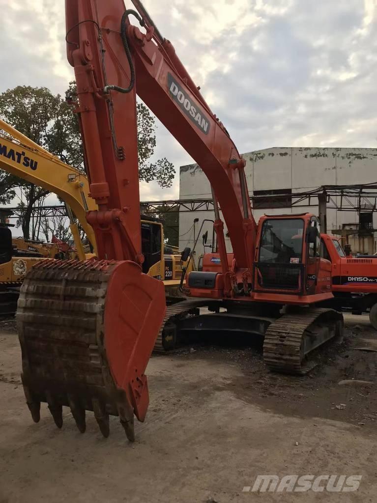 Doosan DX 300 حفارات زحافة