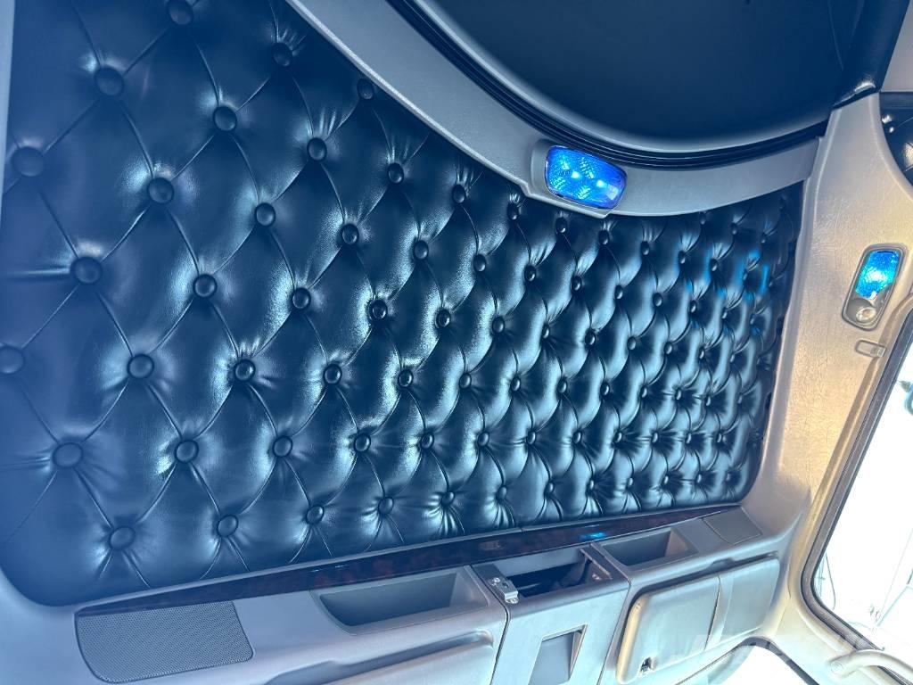 Kenworth T 800 وحدات الجر