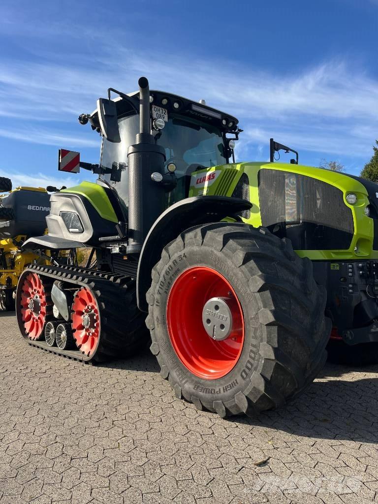 CLAAS AXION 960TT الجرارات