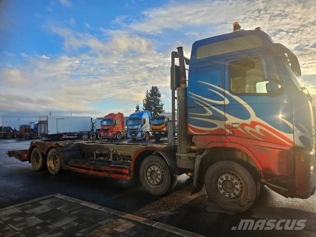 Volvo FH12 8x4 شاحنات نقل آلة الغابات