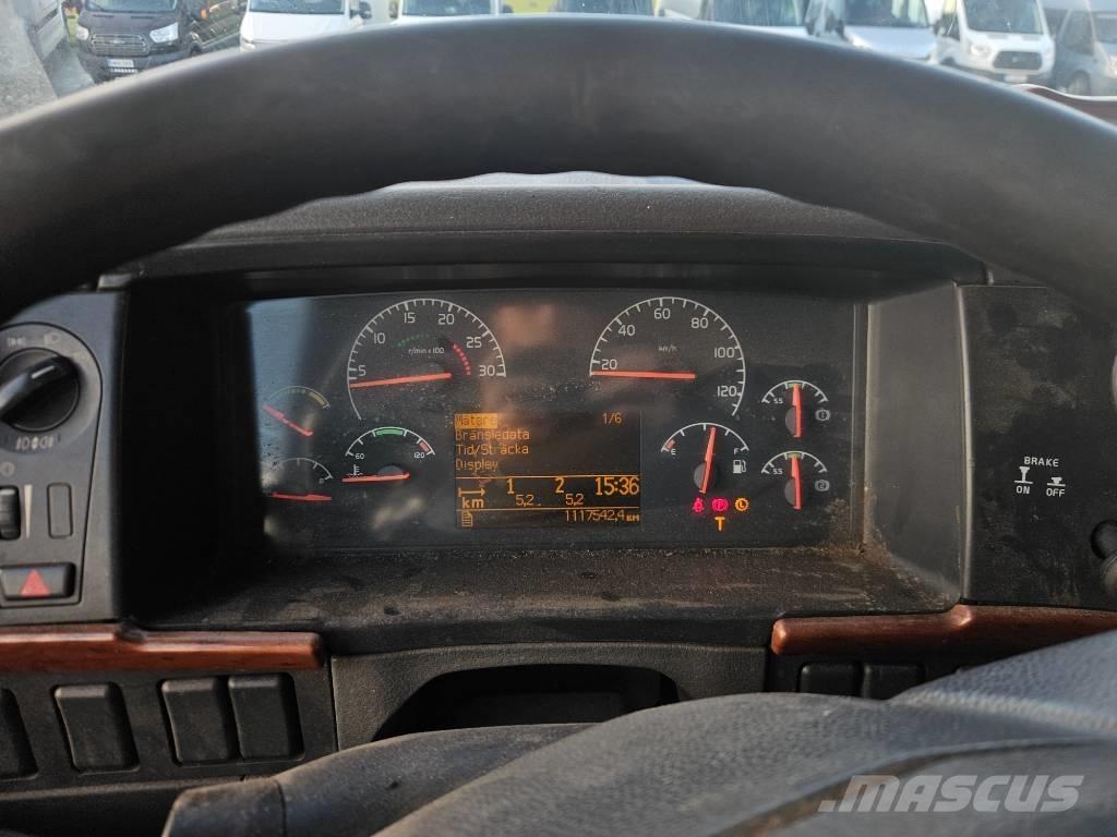 Volvo FH12 8x4 شاحنات نقل آلة الغابات