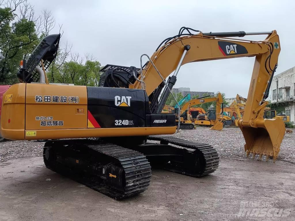 CAT 324DL حفارات زحافة