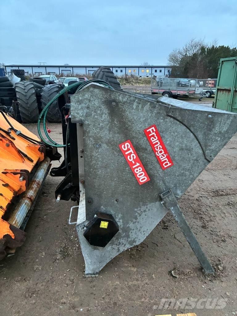 Fransgård STS 1800 معدات نشر الرمال والملح