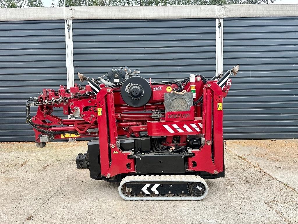 Hoeflon C6 - Full Spec رافعات مجنزرة