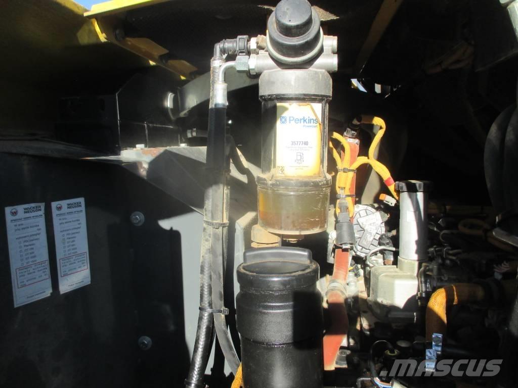 Wacker Neuson DW 60 عربات نقل قلابة للمواقع