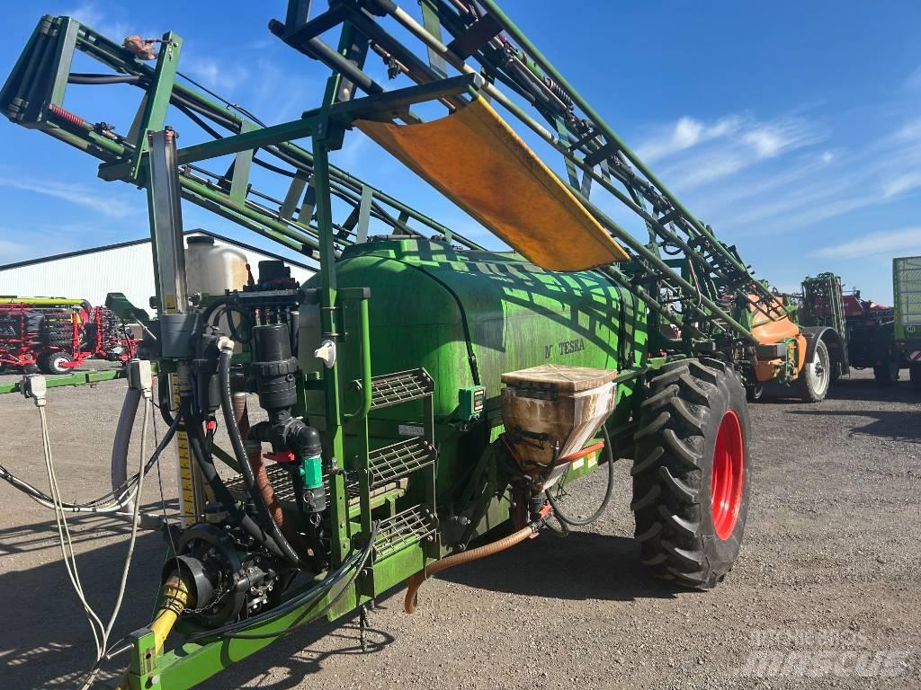 Moteska M2500 الرشاشات