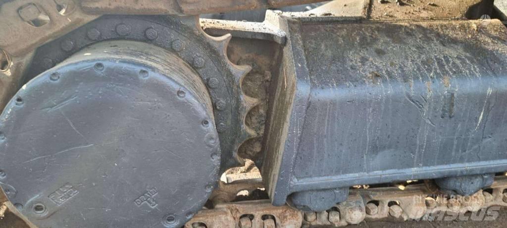 Kobelco SK 200 LC حفارات زحافة