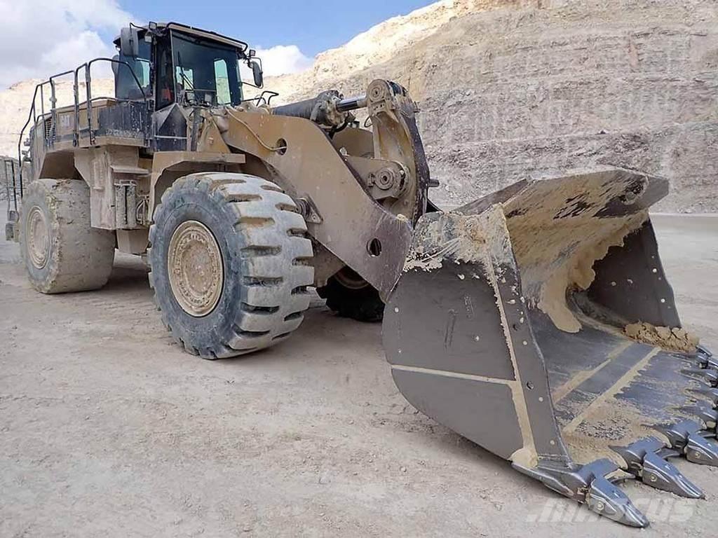CAT 988K لوادر بعجل