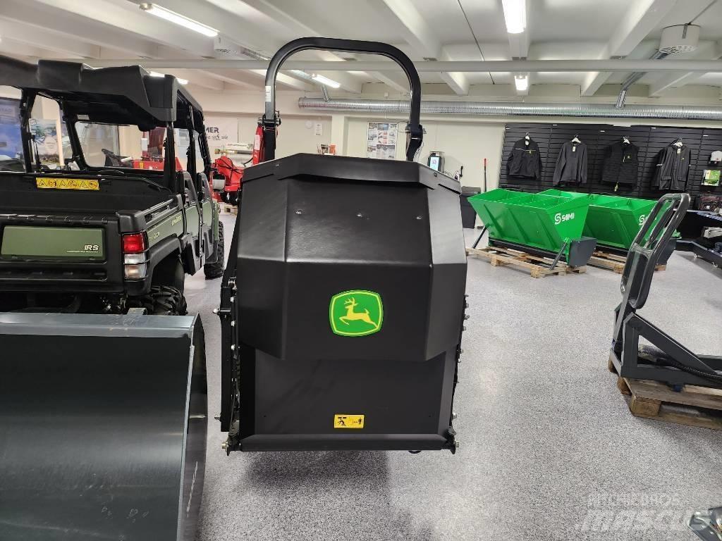 John Deere 950R ركوب الحشائش